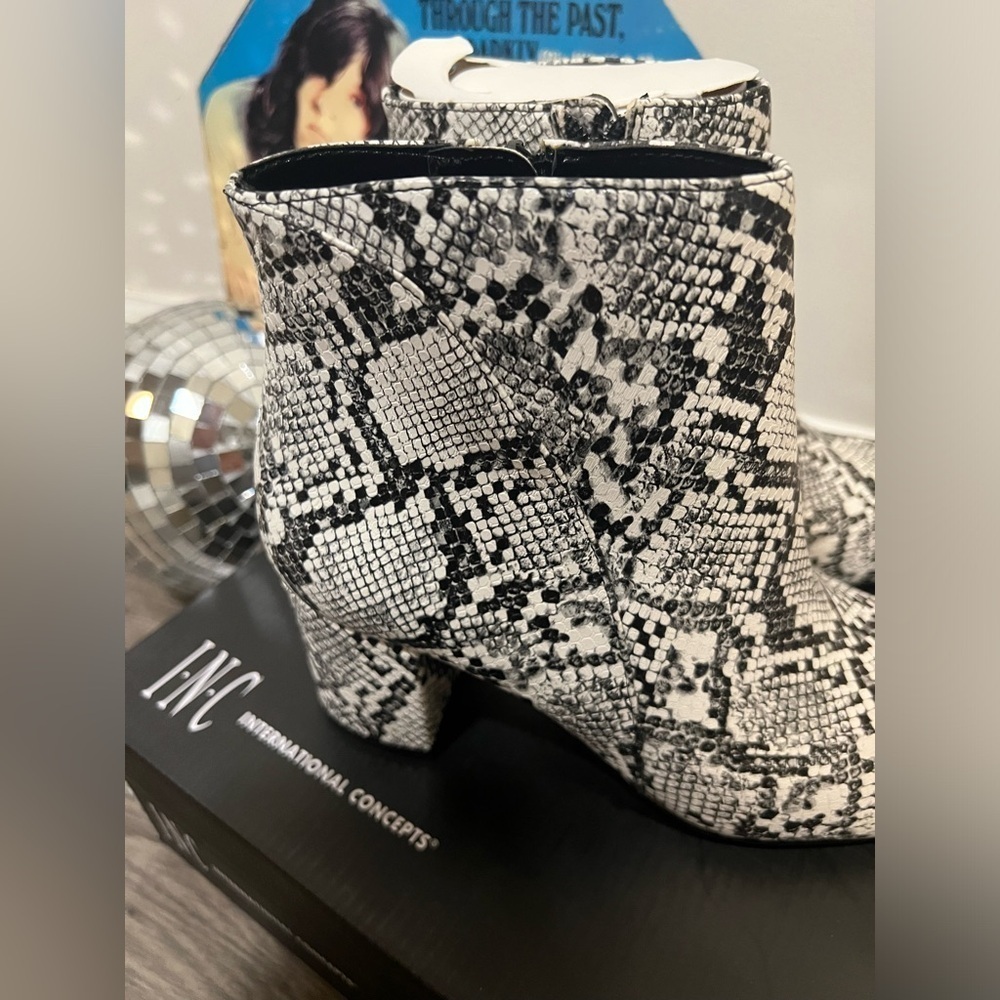 I.N.C. International Concepts® Floriann Booties - Picture 3 of 8